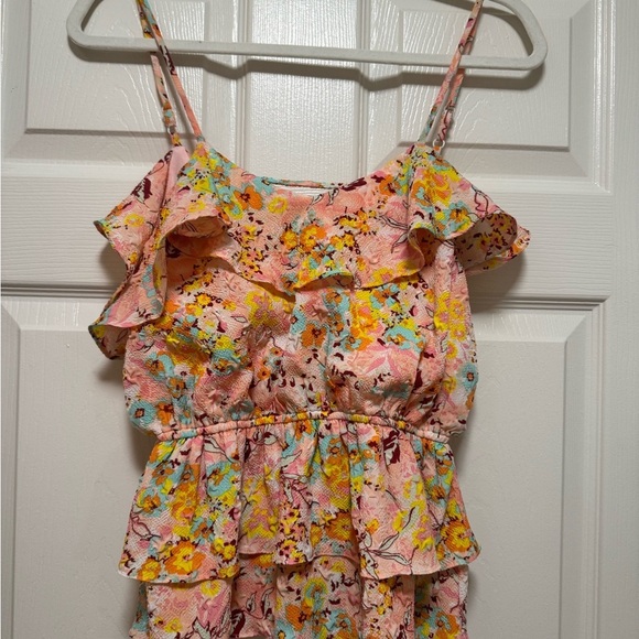 Xtaren Tops - Floral Ruffle Sleeveless Top